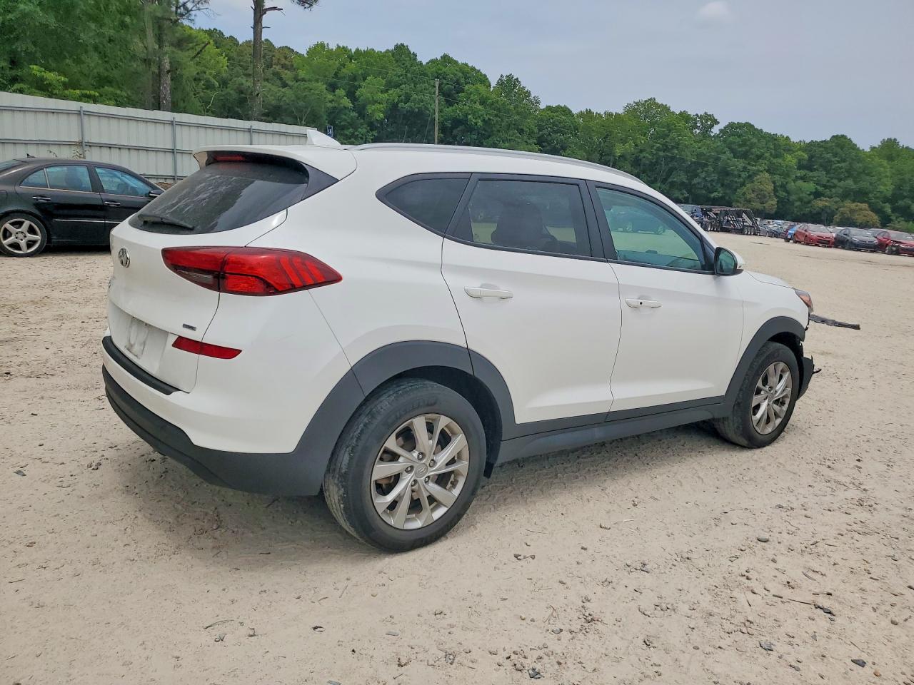 2021 Hyundai Tucson Value - zdjęcie 3