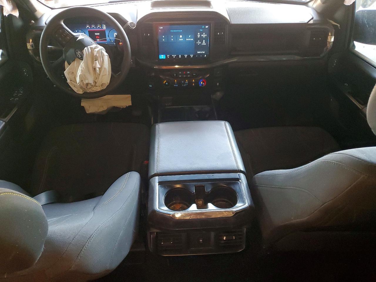 2025 Ford F150 Stx - zdjęcie 8