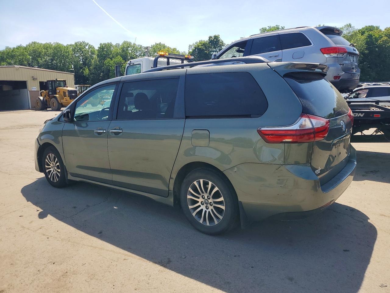 2018 Toyota Sienna Xle 8-Passenger - zdjęcie 2