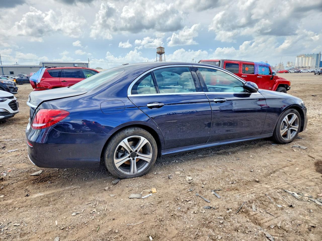 2017 Mercedes-Benz E 300 4Matic - zdjęcie 5