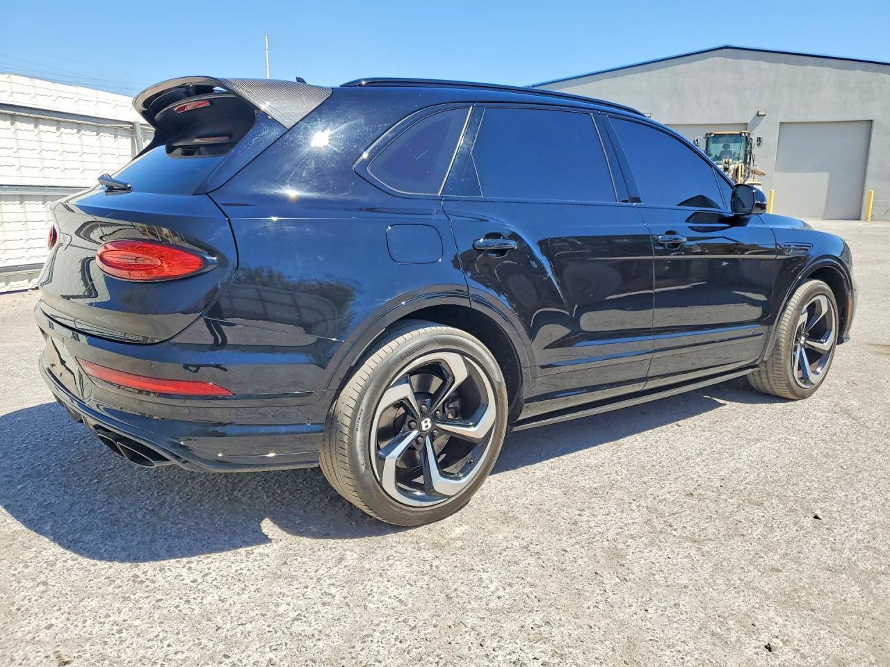 2022 Bentley Bentayga - zdjęcie 3