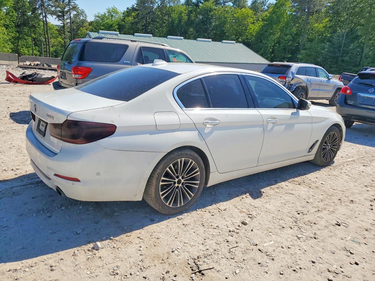 2017 BMW Seria 5 530i - zdjęcie 3