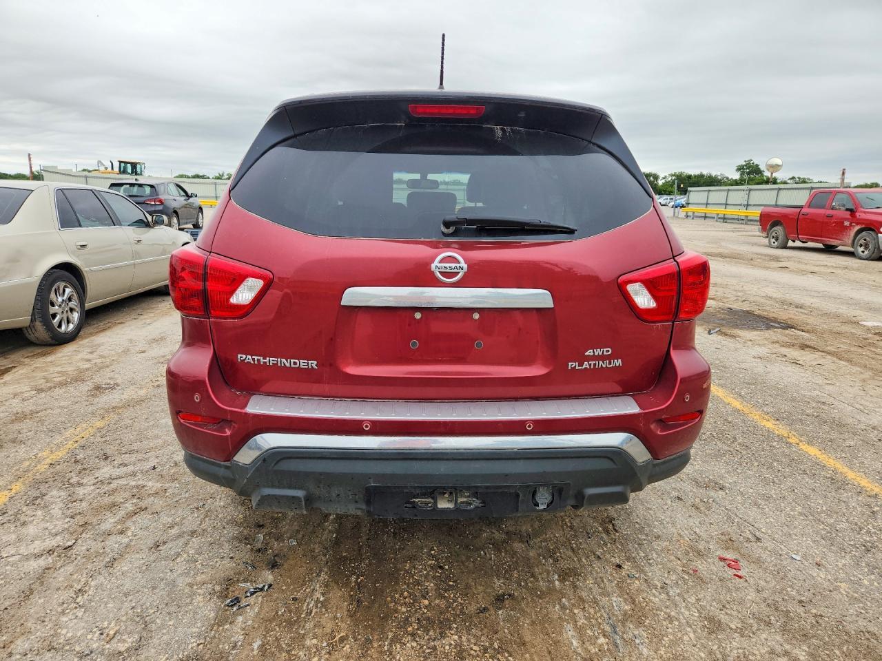 2017 Nissan Pathfinder Platinum - zdjęcie 6