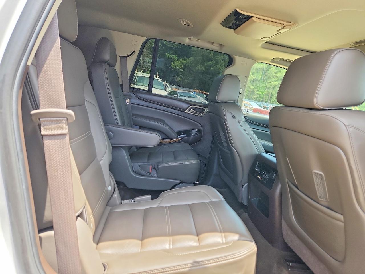 2016 GMC Yukon - zdjęcie 11