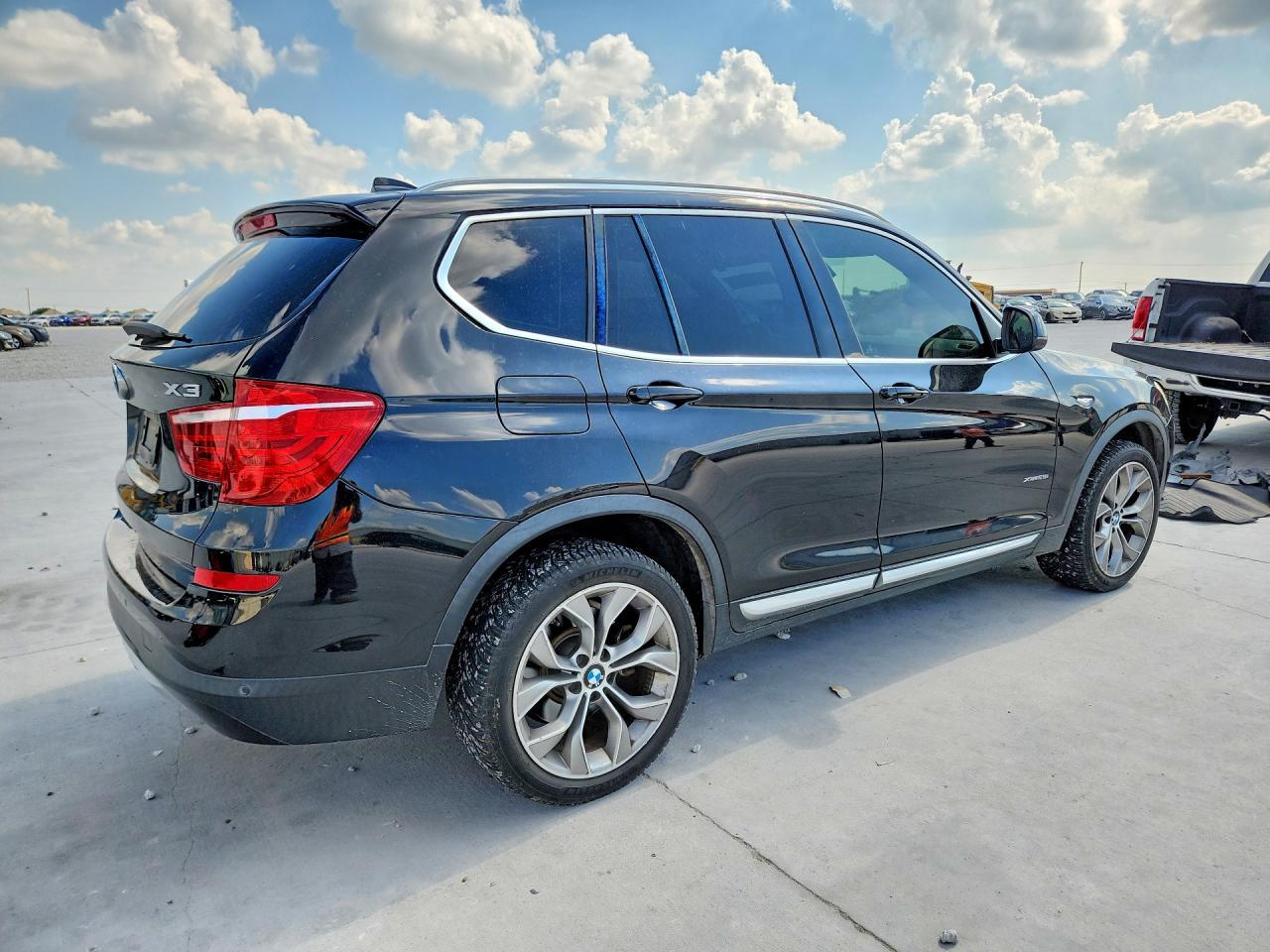 2016 BMW X3 xDrive28I - zdjęcie 3