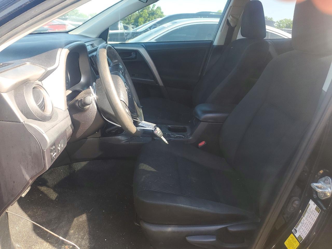 2018 Toyota Rav4 Le - zdjęcie 7