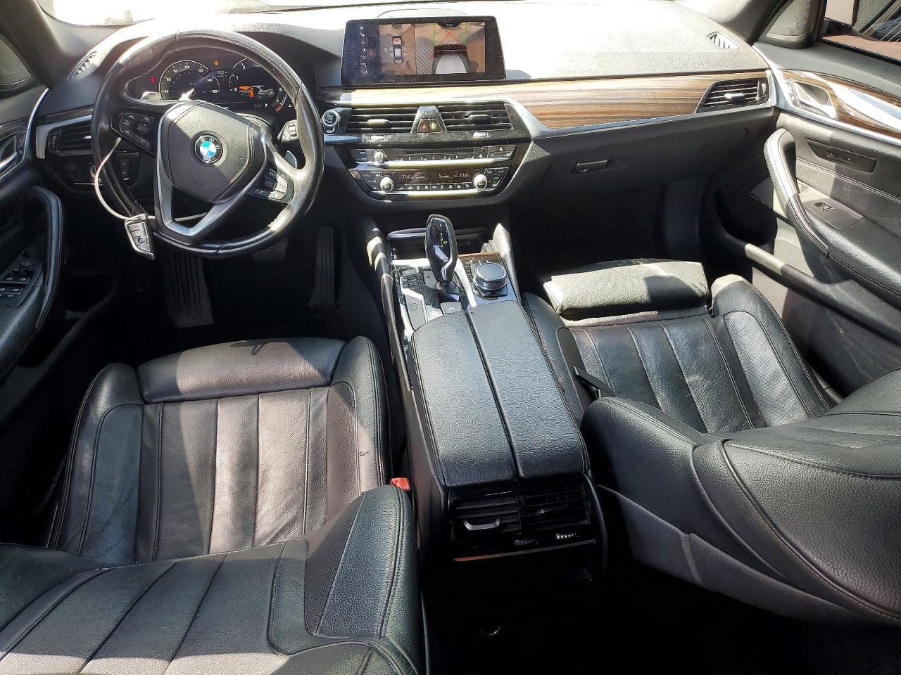 2017 BMW 530 I - zdjęcie 8