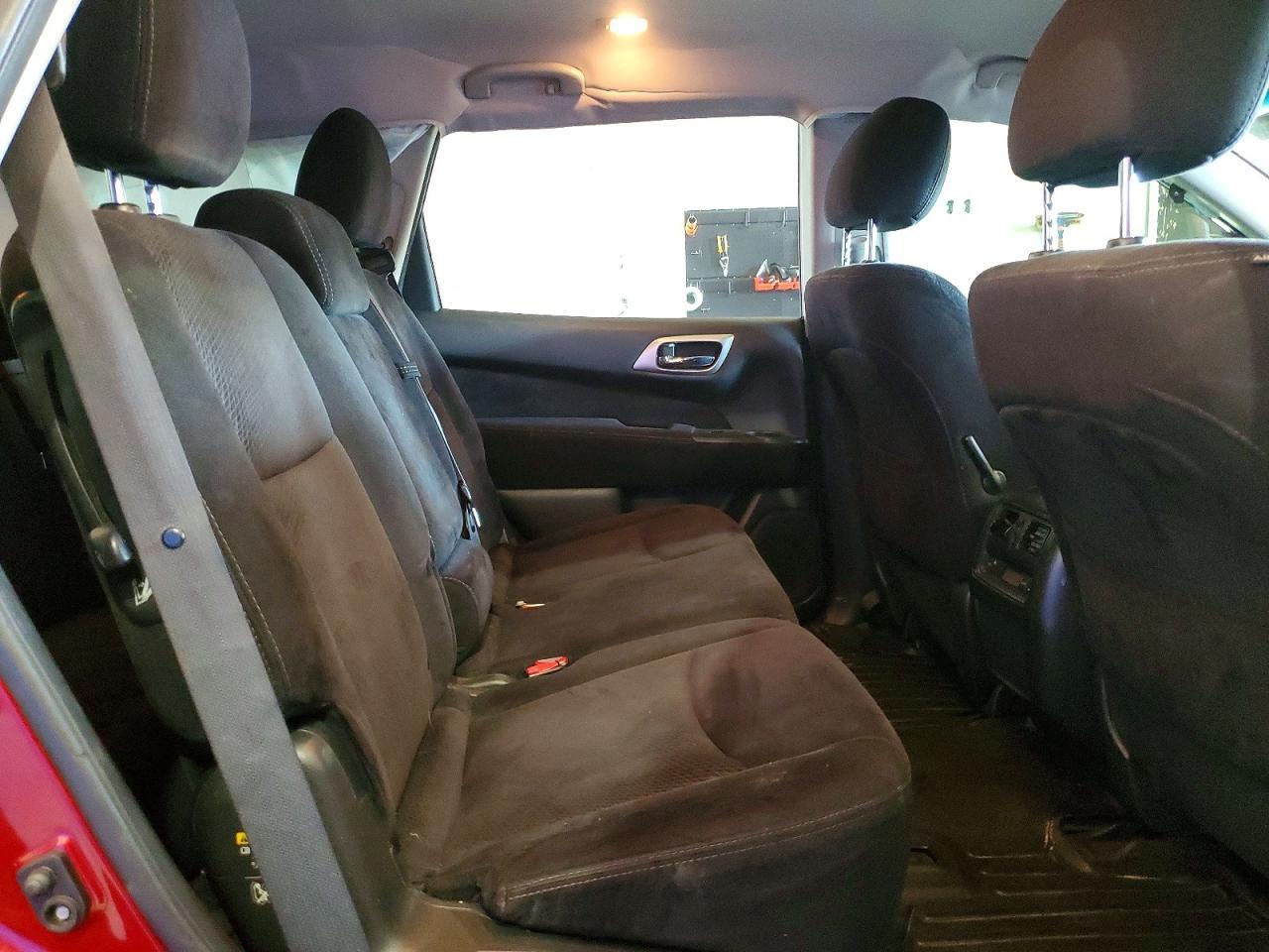 2016 Nissan Pathfinder Sv - zdjęcie 11