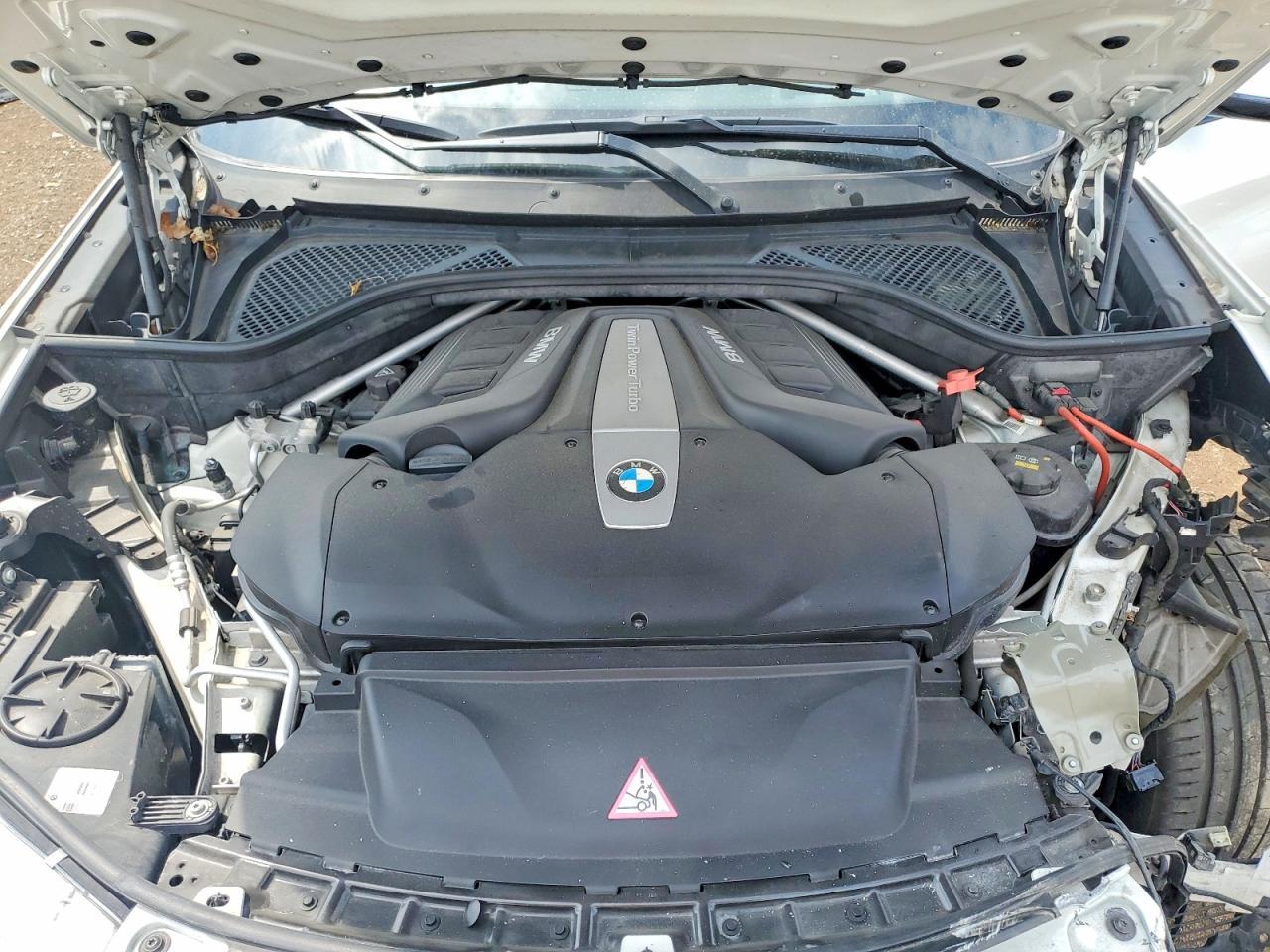2014 BMW X5 xDrive50I - zdjęcie 12