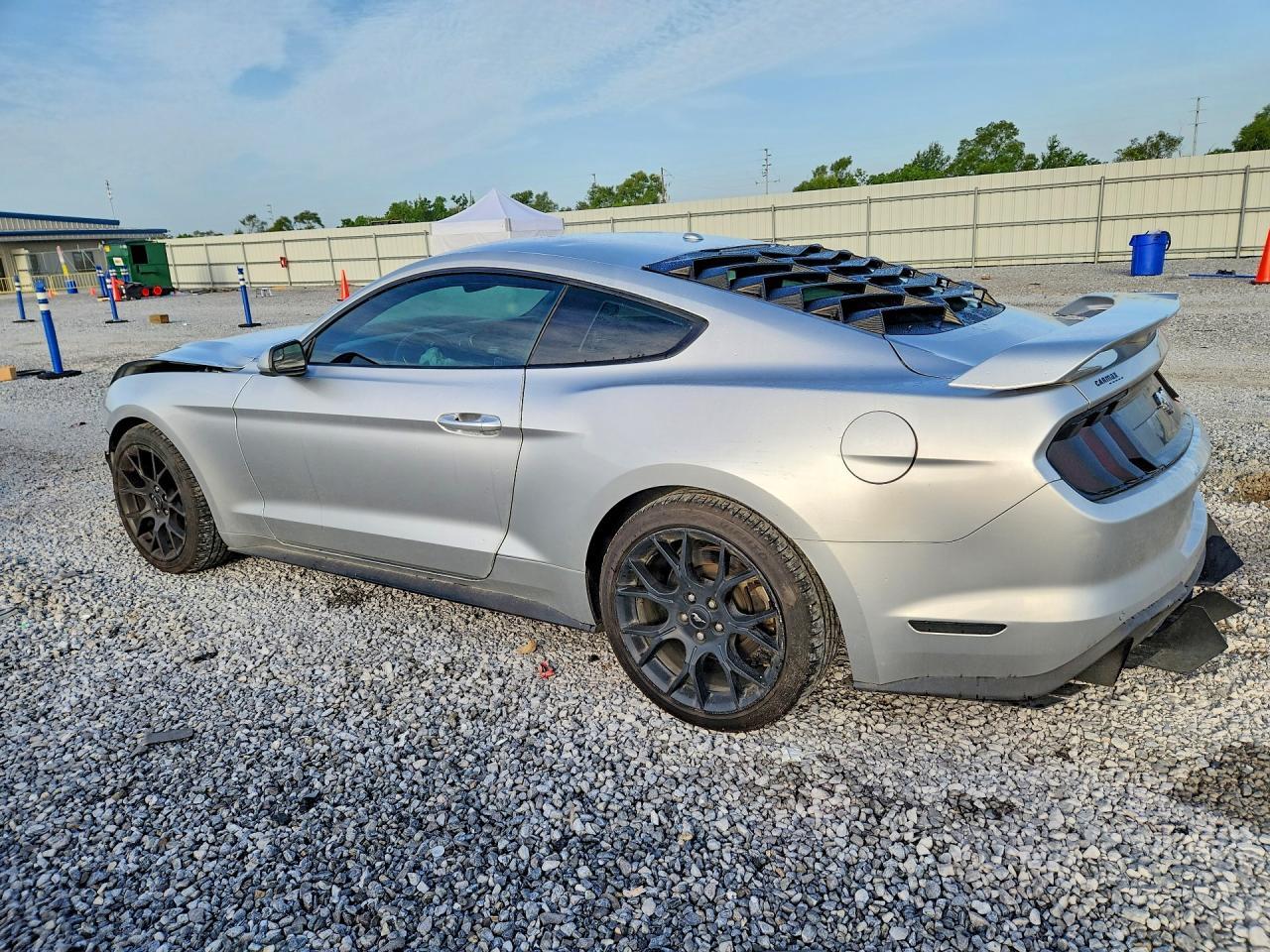 2019 Ford Mustang I4 Coupe - zdjęcie 2