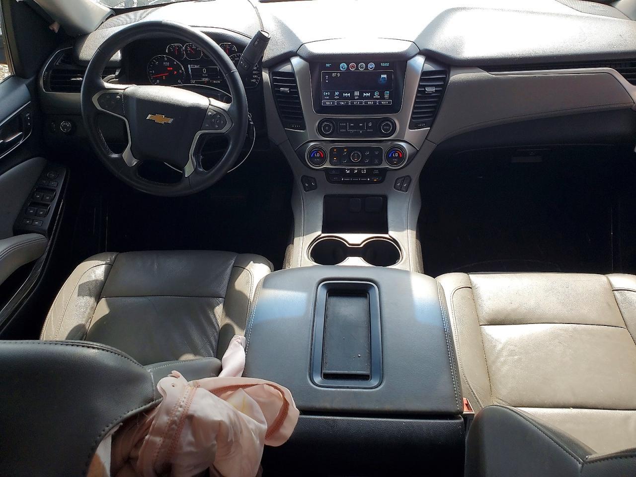 2016 Chevrolet Tahoe C1500 Lt - zdjęcie 8