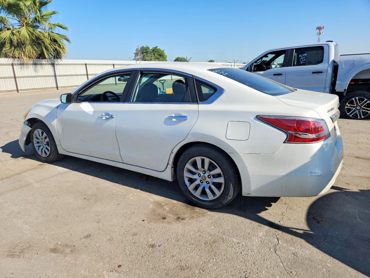 2015 Nissan Altima 2.5 S - zdjęcie 2