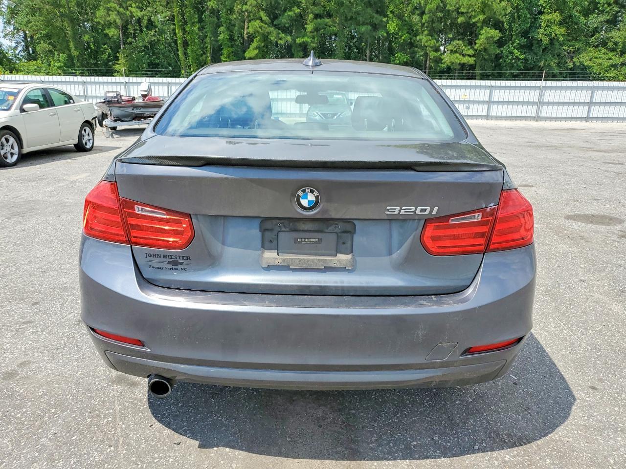 2013 BMW 320 I - zdjęcie 6