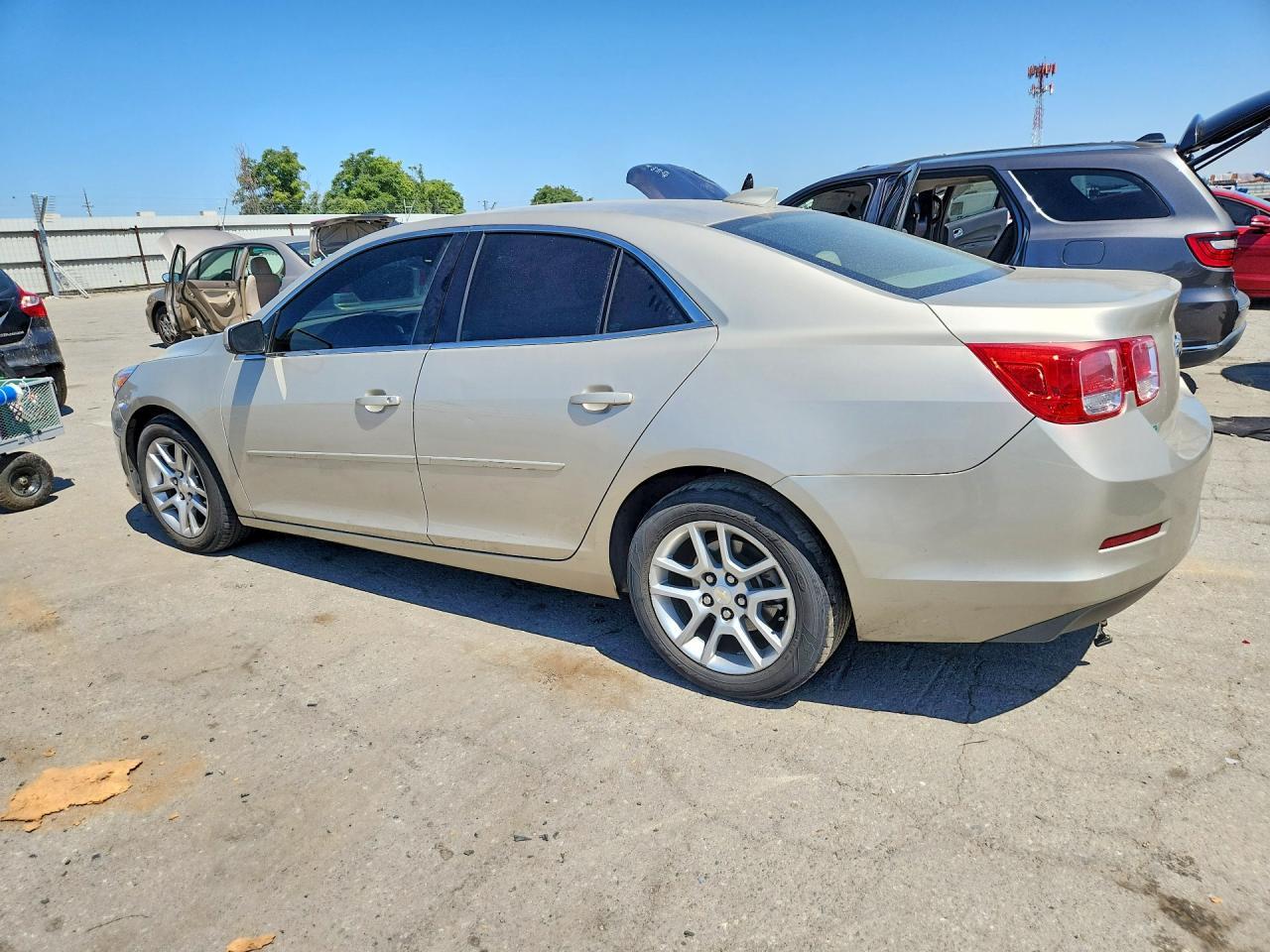 2015 Chevrolet Malibu 1Lt - zdjęcie 2