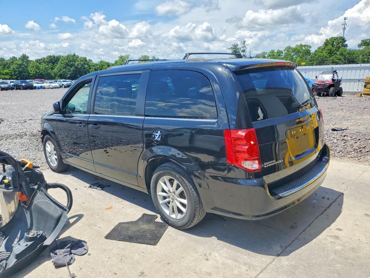 2019 Dodge Grand Caravan Sxt - zdjęcie 2