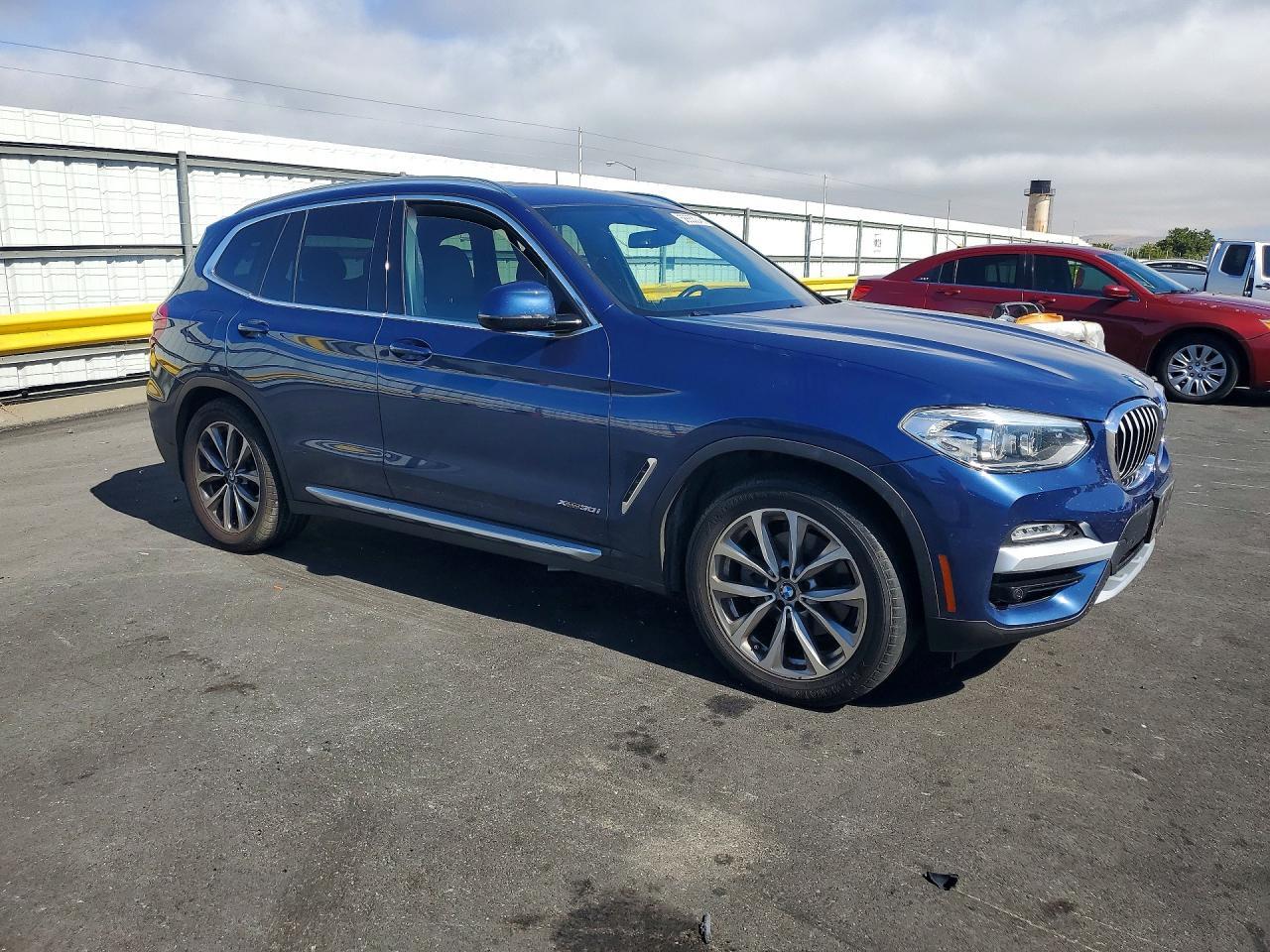2018 BMW X3 xDrive30I - zdjęcie 4