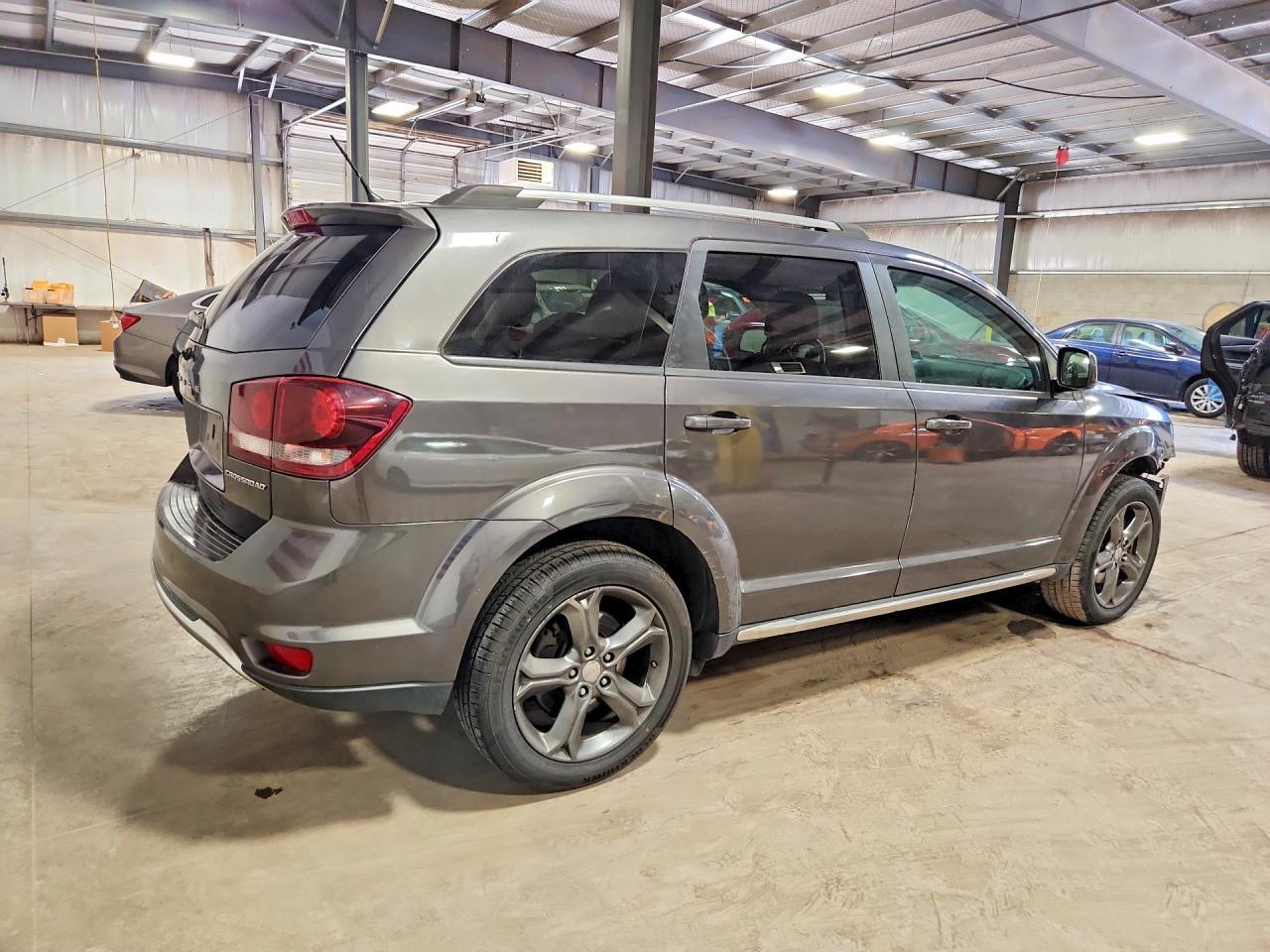 2015 Dodge Journey Crossroad - zdjęcie 3