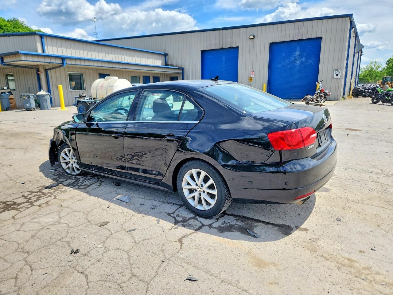 2014 Volkswagen Jetta Se - zdjęcie 2
