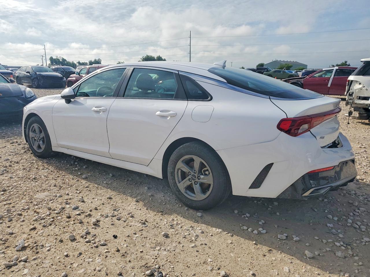 2022 Kia K5 - zdjęcie 2