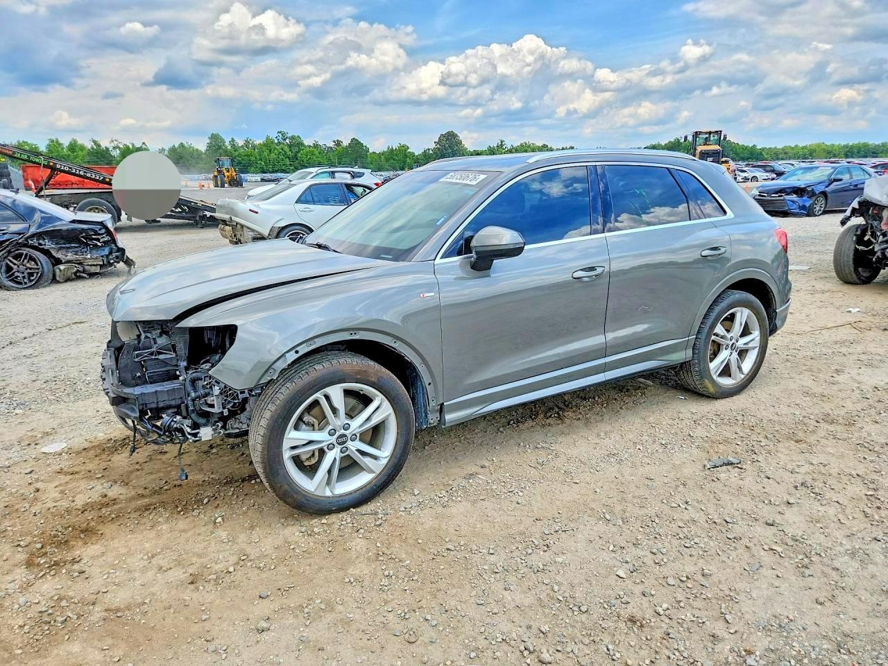 2021 Audi Q3