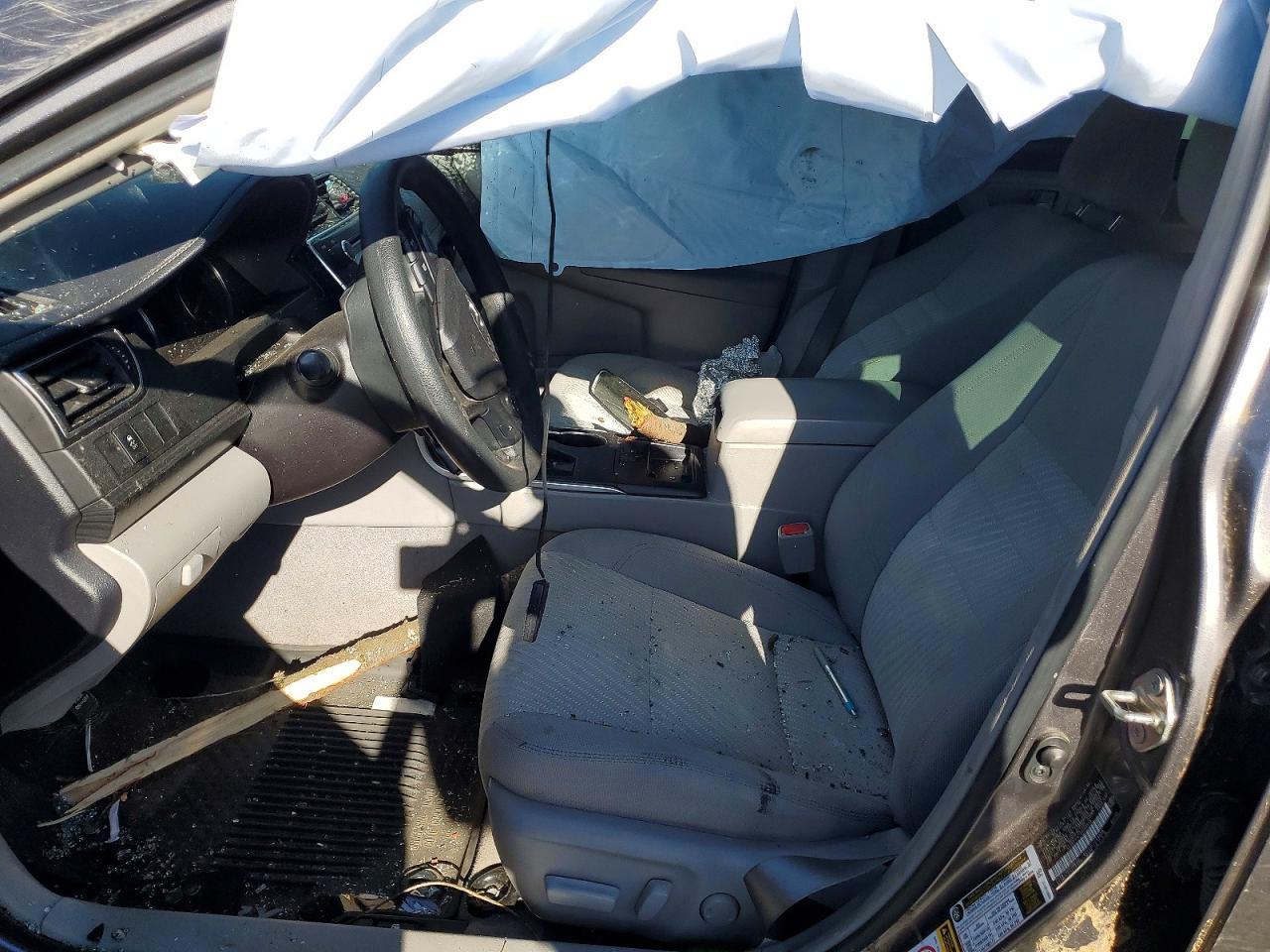 2016 Toyota Camry Hybrid Le - zdjęcie 7