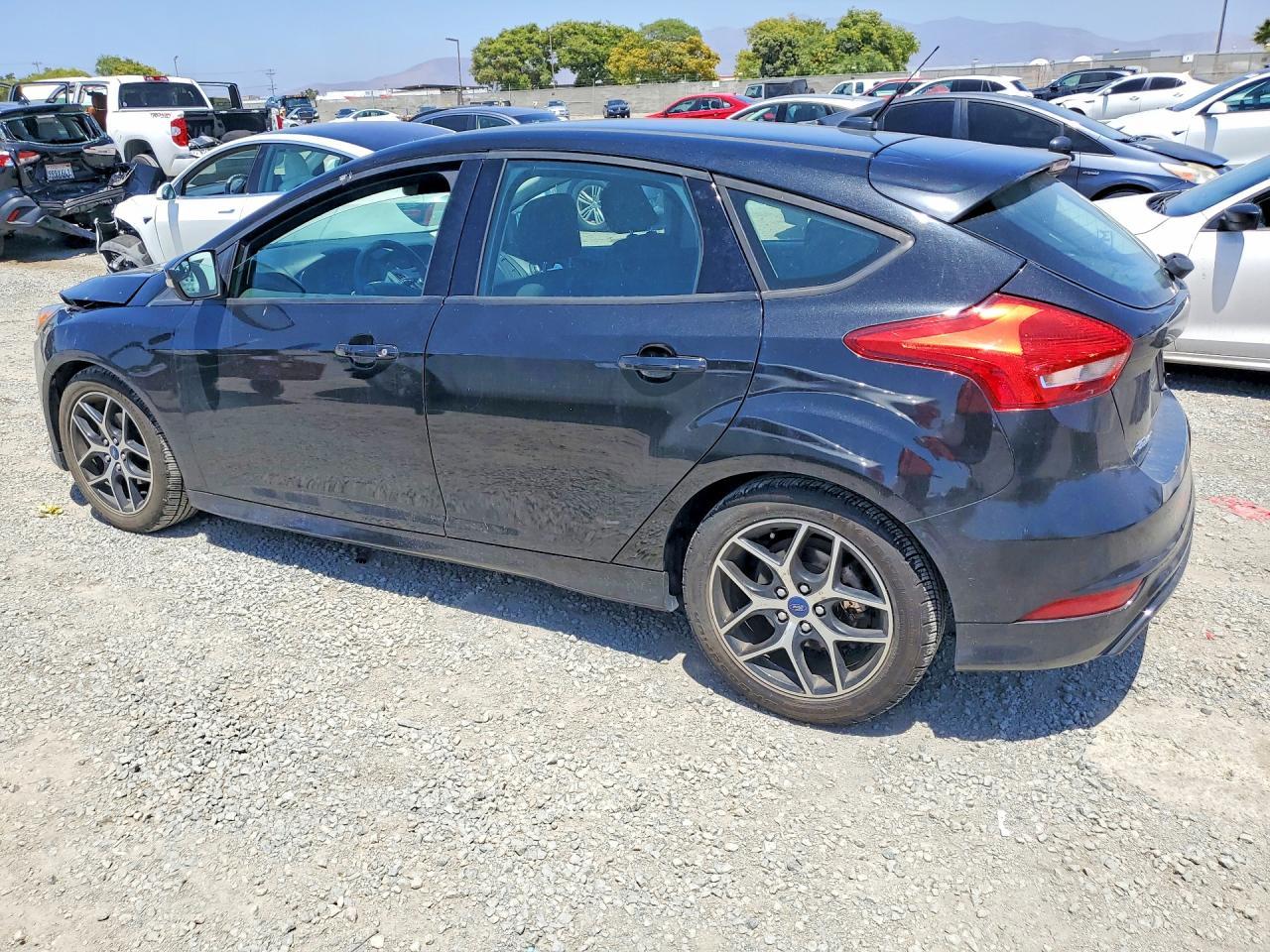 2015 Ford Focus Se - zdjęcie 2