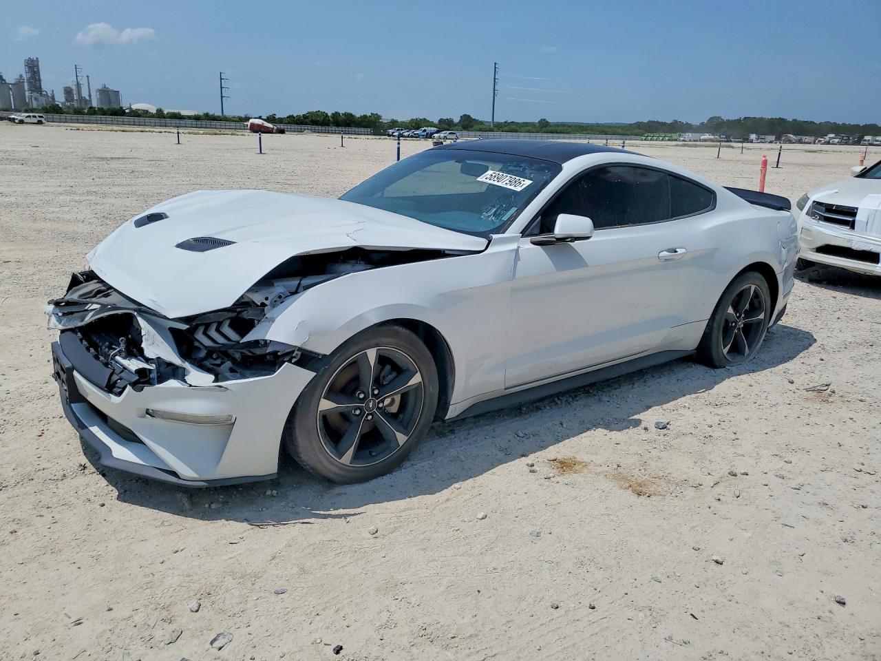 2019 Ford Mustang - zdjęcie główne