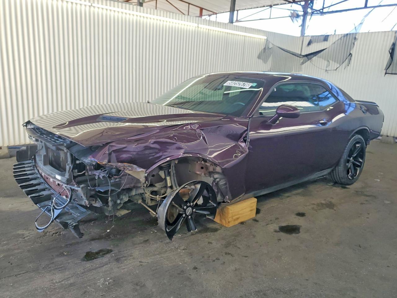 2021 Dodge Challenger Sxt - zdjęcie główne