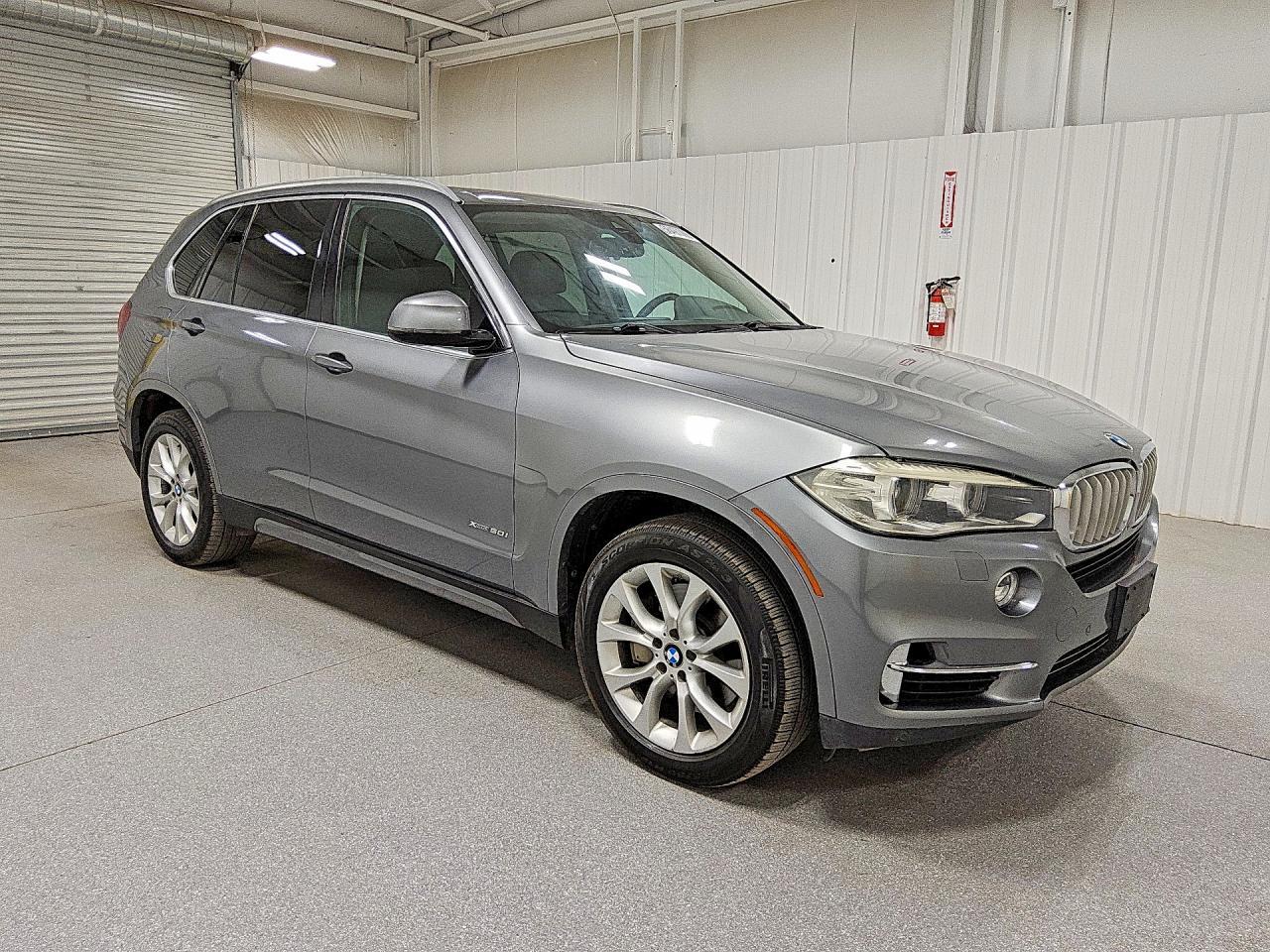2015 BMW X5 xDrive50I - zdjęcie 4