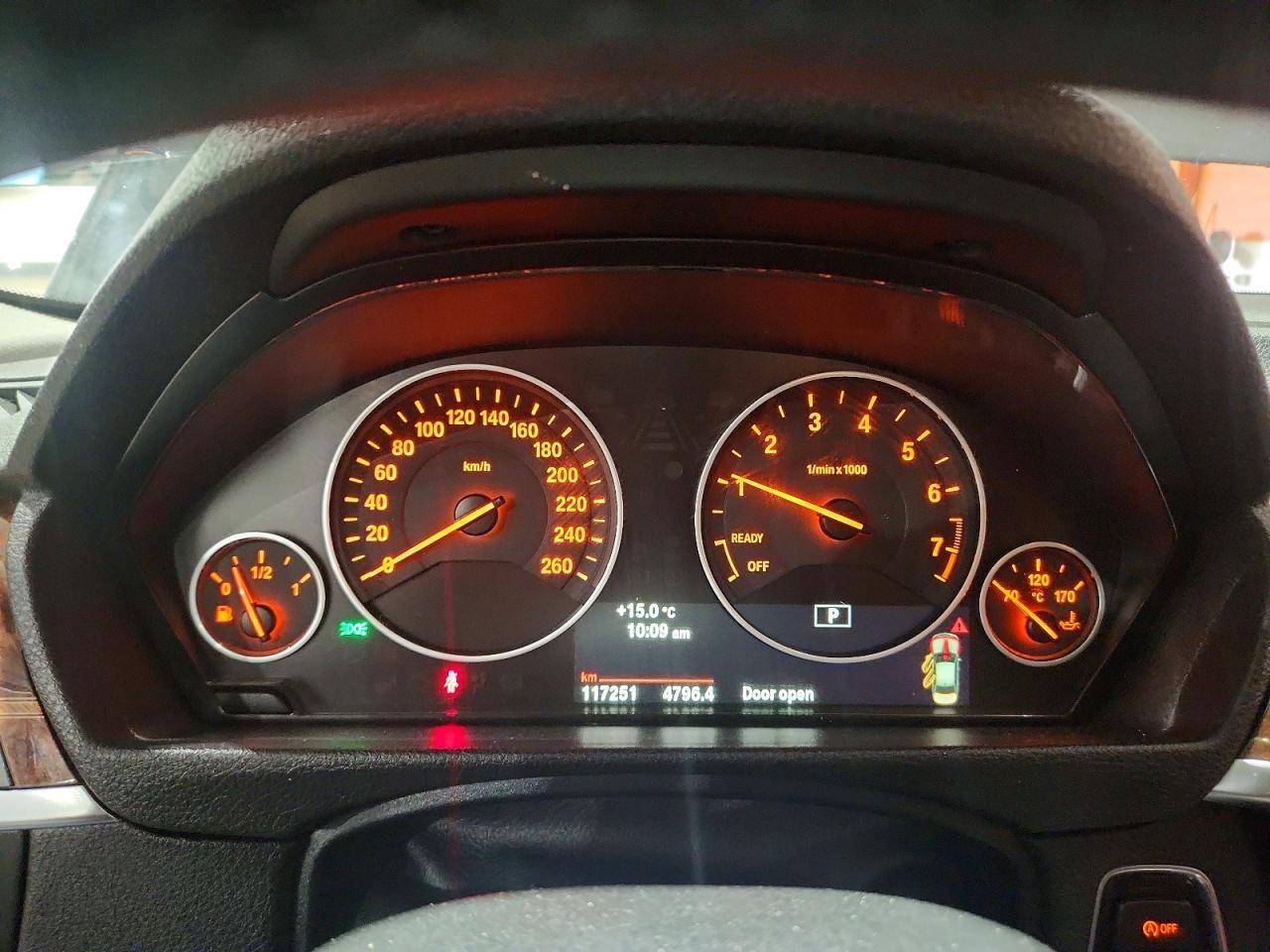 2013 BMW Seria 3 328i - zdjęcie 9