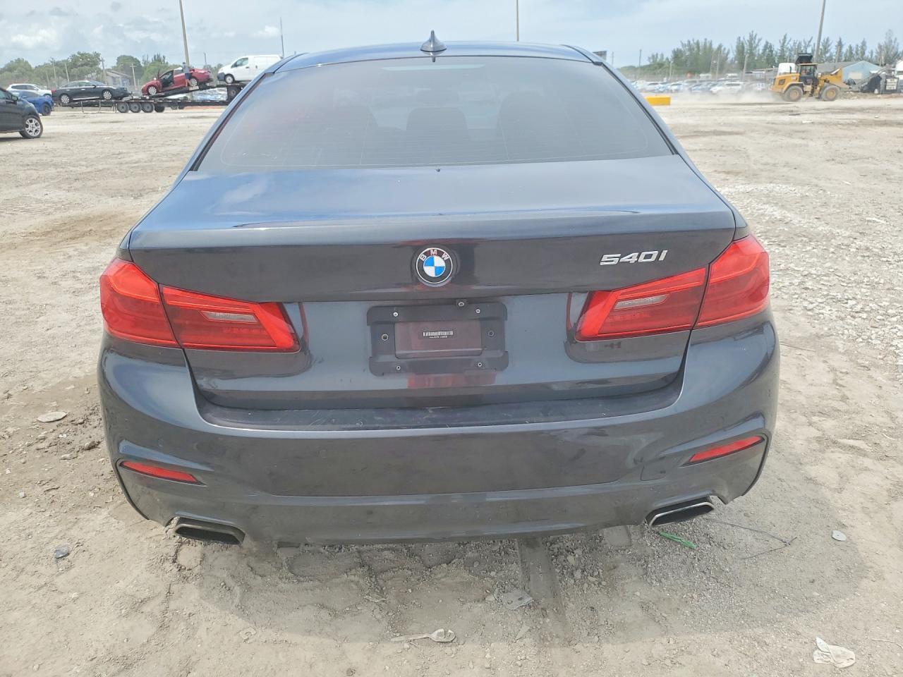 2018 BMW 540 I - zdjęcie 6