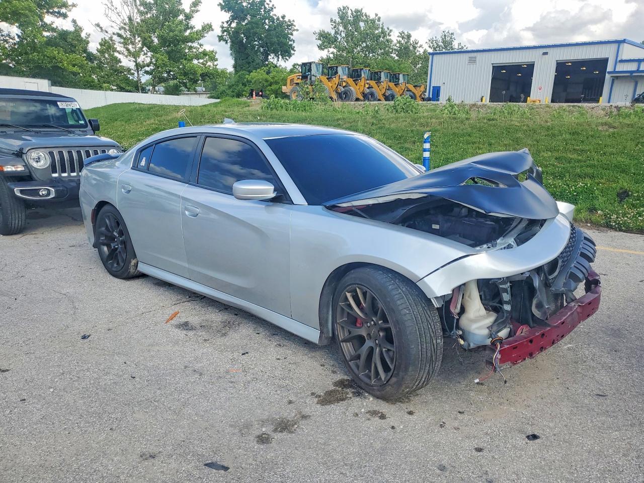 2019 Dodge Charger Scat Pack - zdjęcie 4