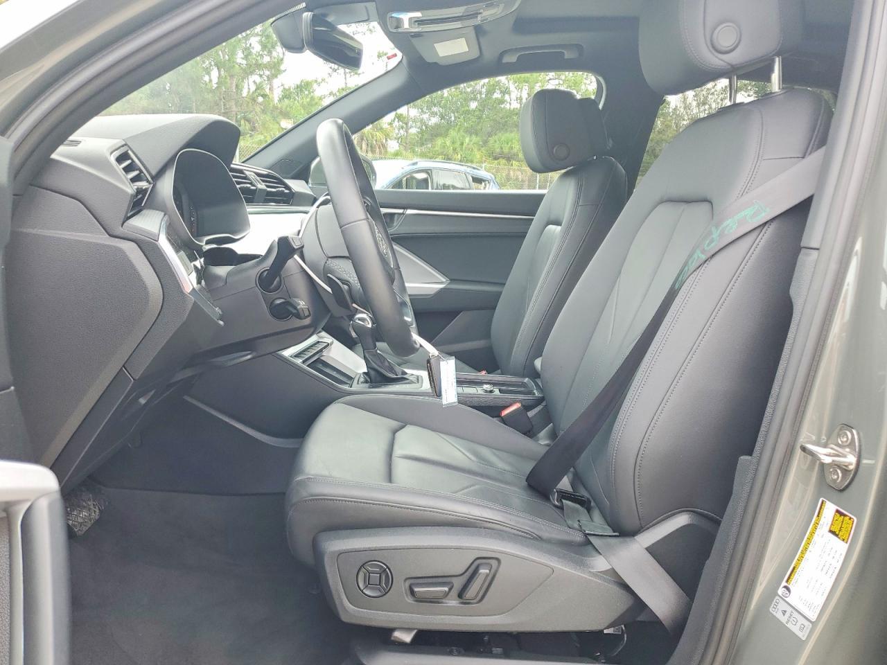 2024 Audi Q3 Premium S Line 45 - zdjęcie 7