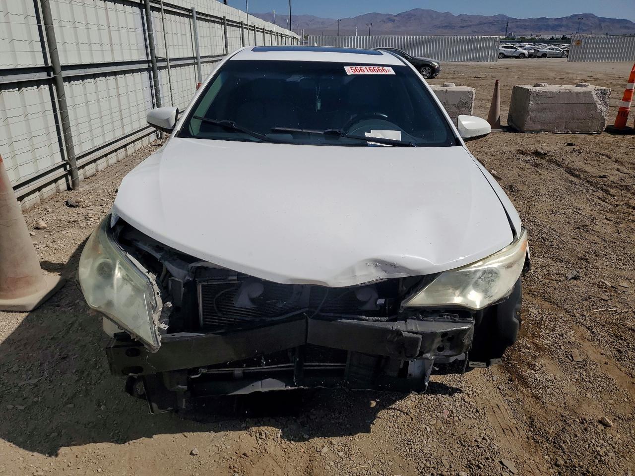 2014 Toyota Camry Xle V6 - zdjęcie 5