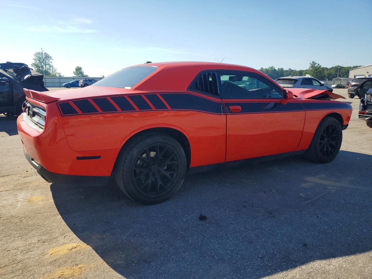 2021 Dodge Challenger Sxt - zdjęcie 3