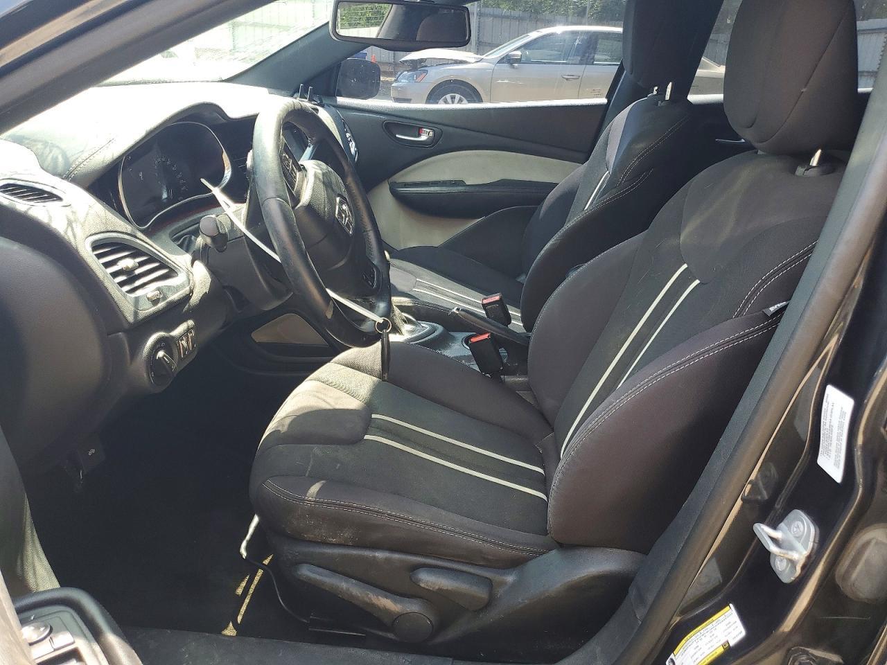 2014 Dodge Dart Sxt - zdjęcie 7