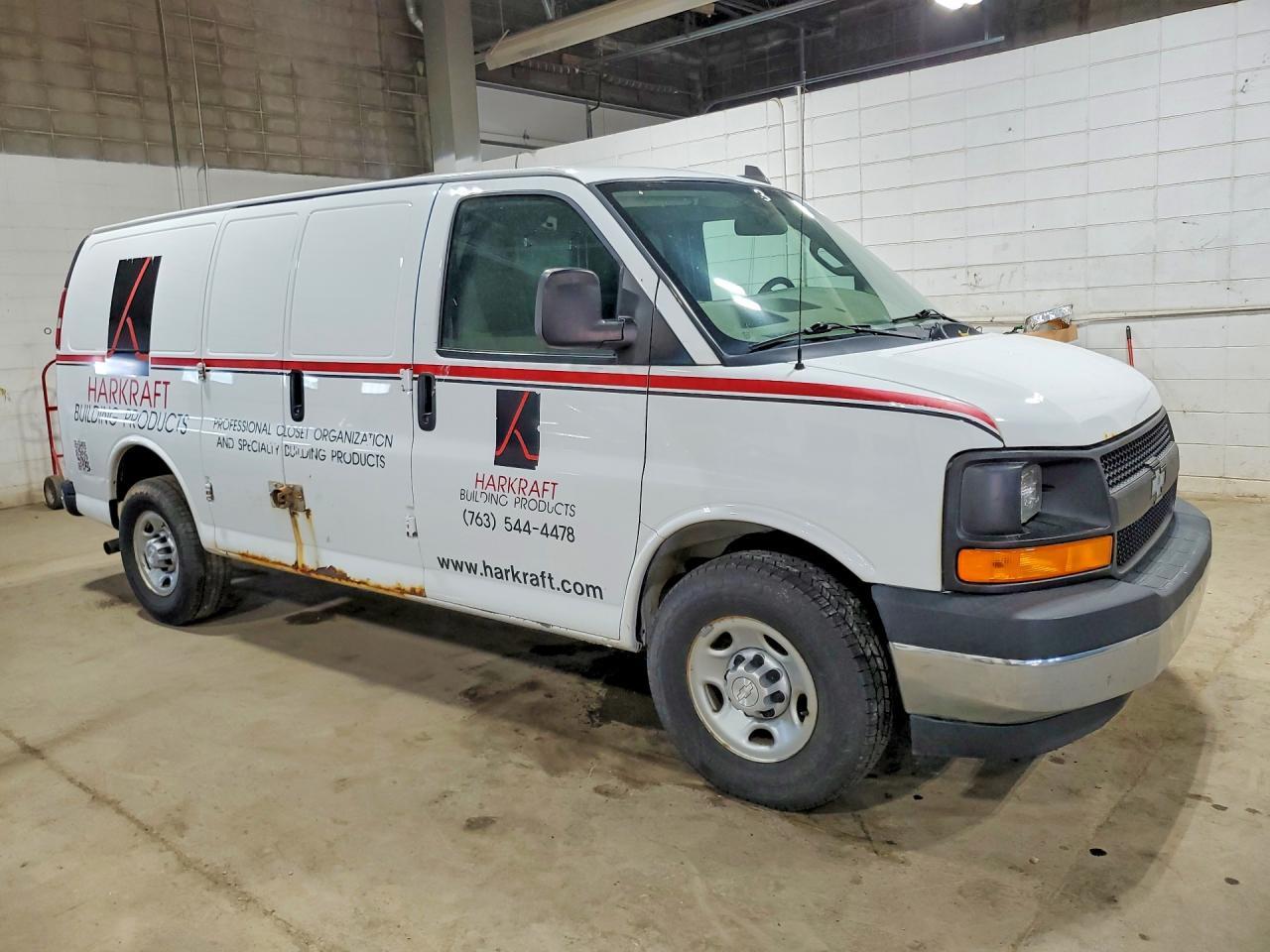 2017 Chevrolet Express G2500 - zdjęcie 4