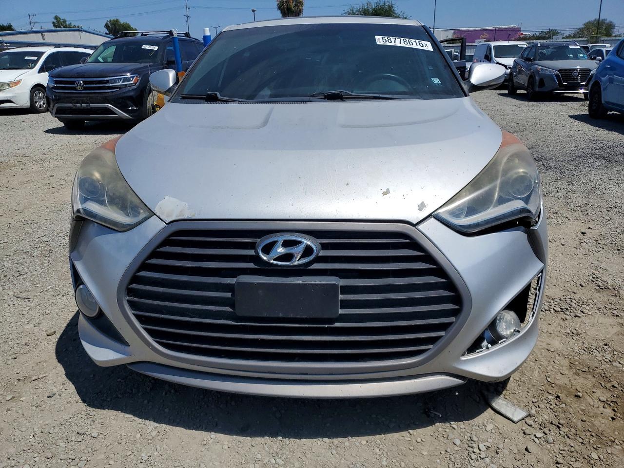 2016 Hyundai Veloster Turbo - zdjęcie 5
