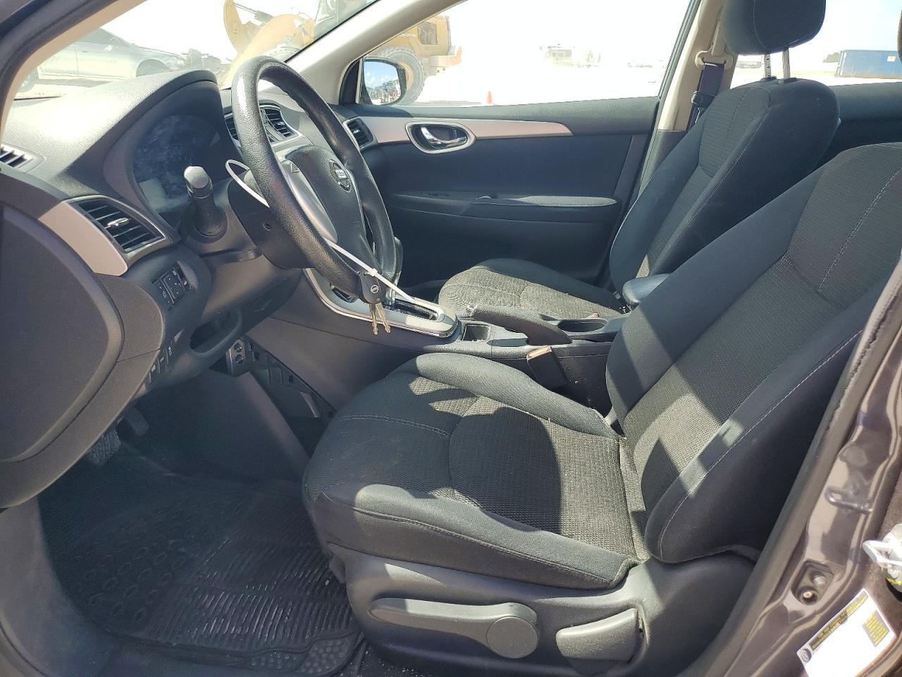 2014 Nissan Sentra S - zdjęcie 7