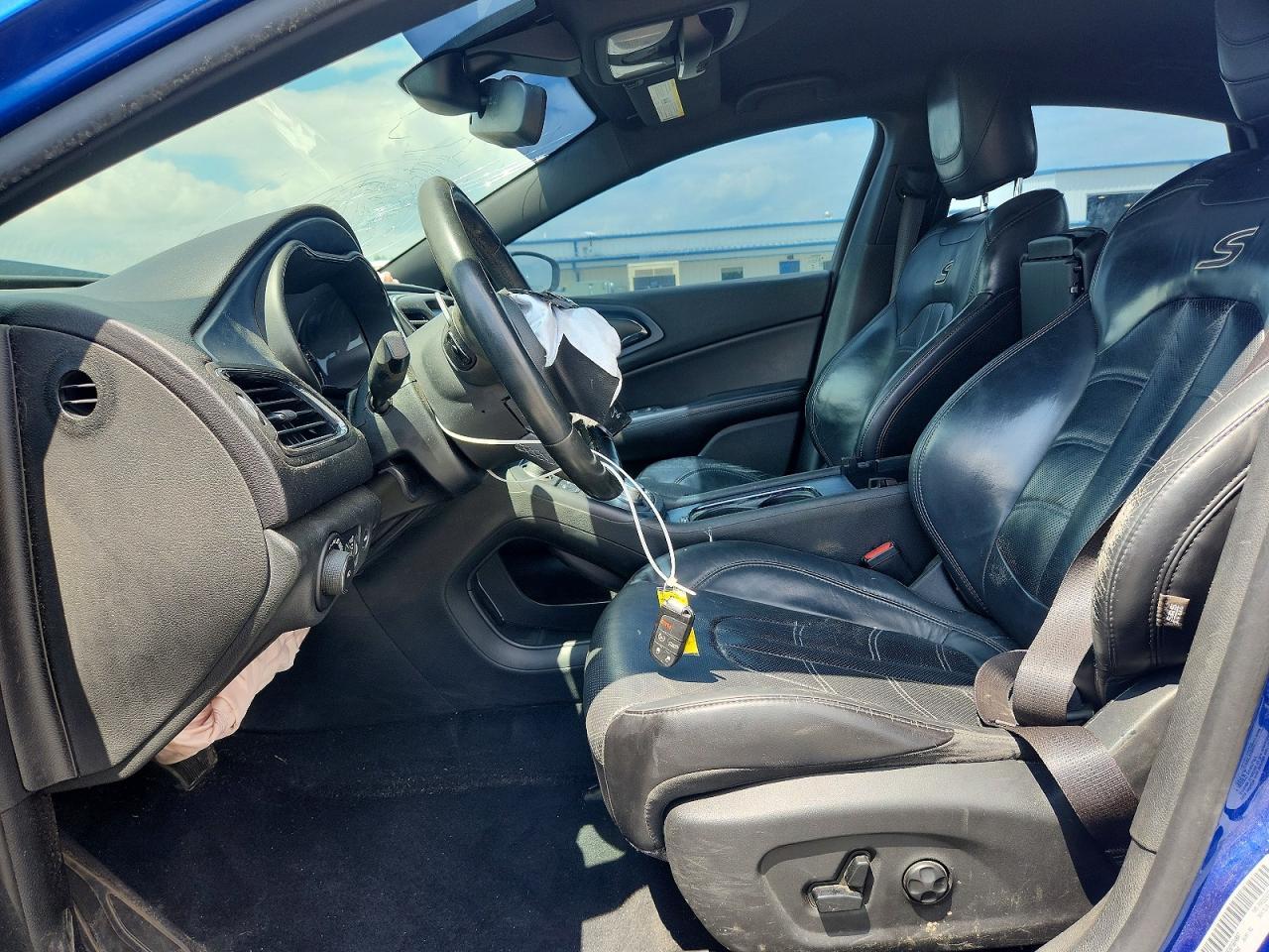2015 Chrysler 200 - zdjęcie 12