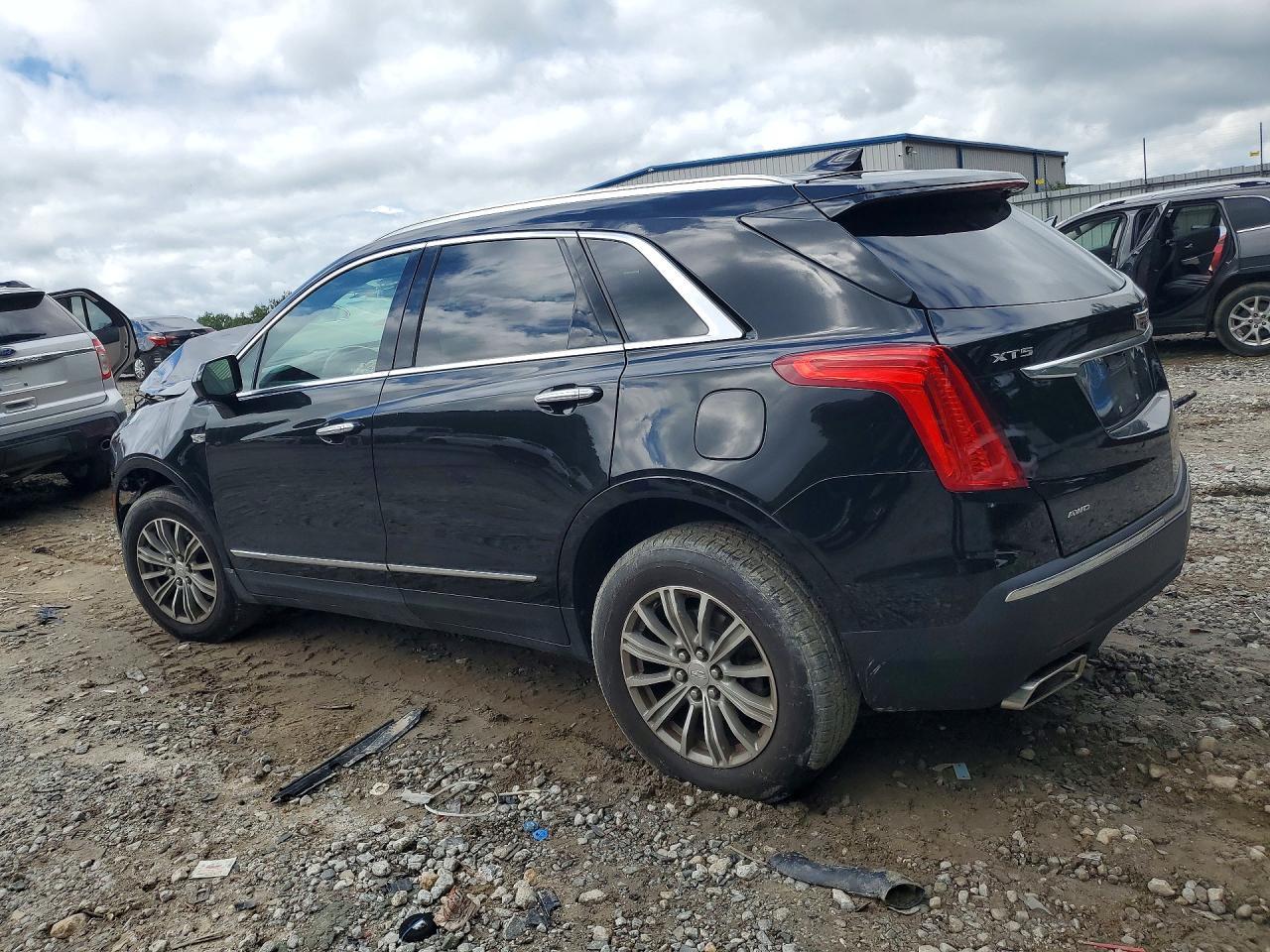2019 Cadillac Xt5 Luxury - zdjęcie 2