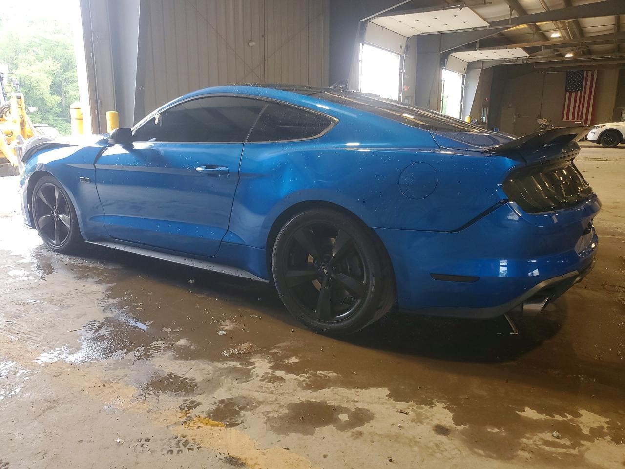 2021 Ford Mustang Cobra - zdjęcie 2