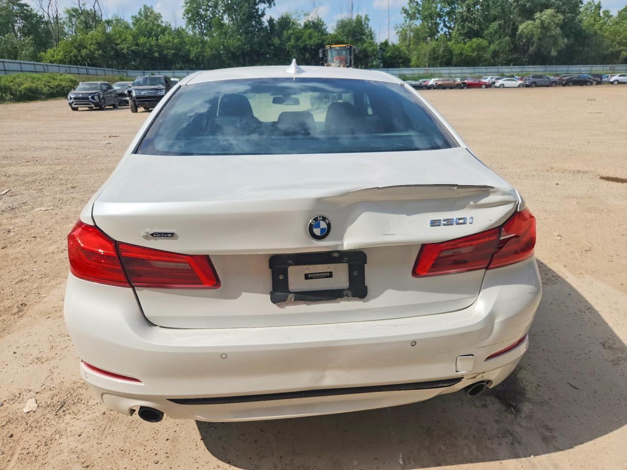 2020 BMW 530 Xi - zdjęcie 6
