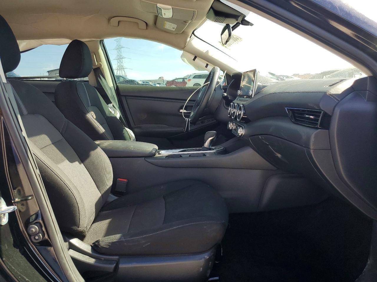 2024 Nissan Sentra Sv - zdjęcie 7