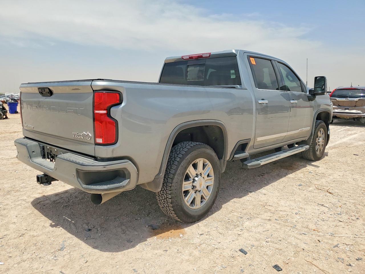 2026 Chevrolet Silverado K2500 High Country - zdjęcie 3