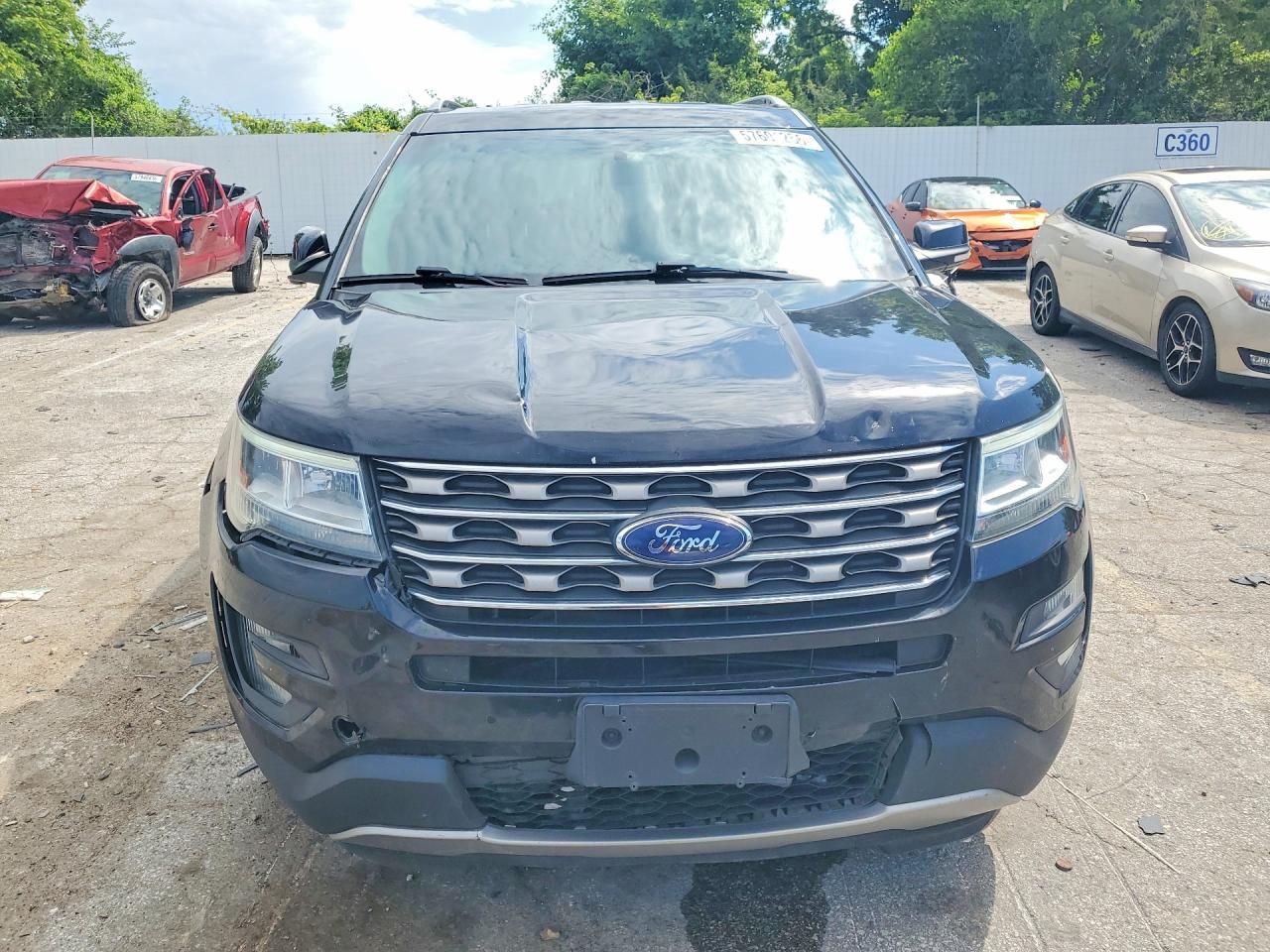 2017 Ford Explorer Xlt - zdjęcie 5