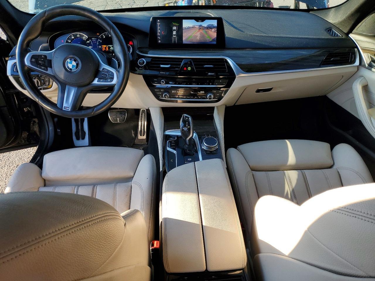 2019 BMW 530 I - zdjęcie 8
