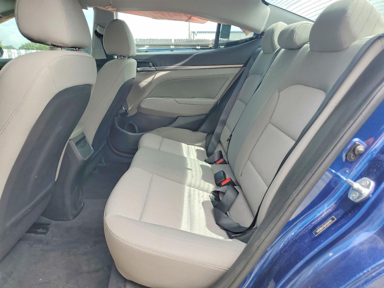 2018 Hyundai Elantra Sel - zdjęcie 10