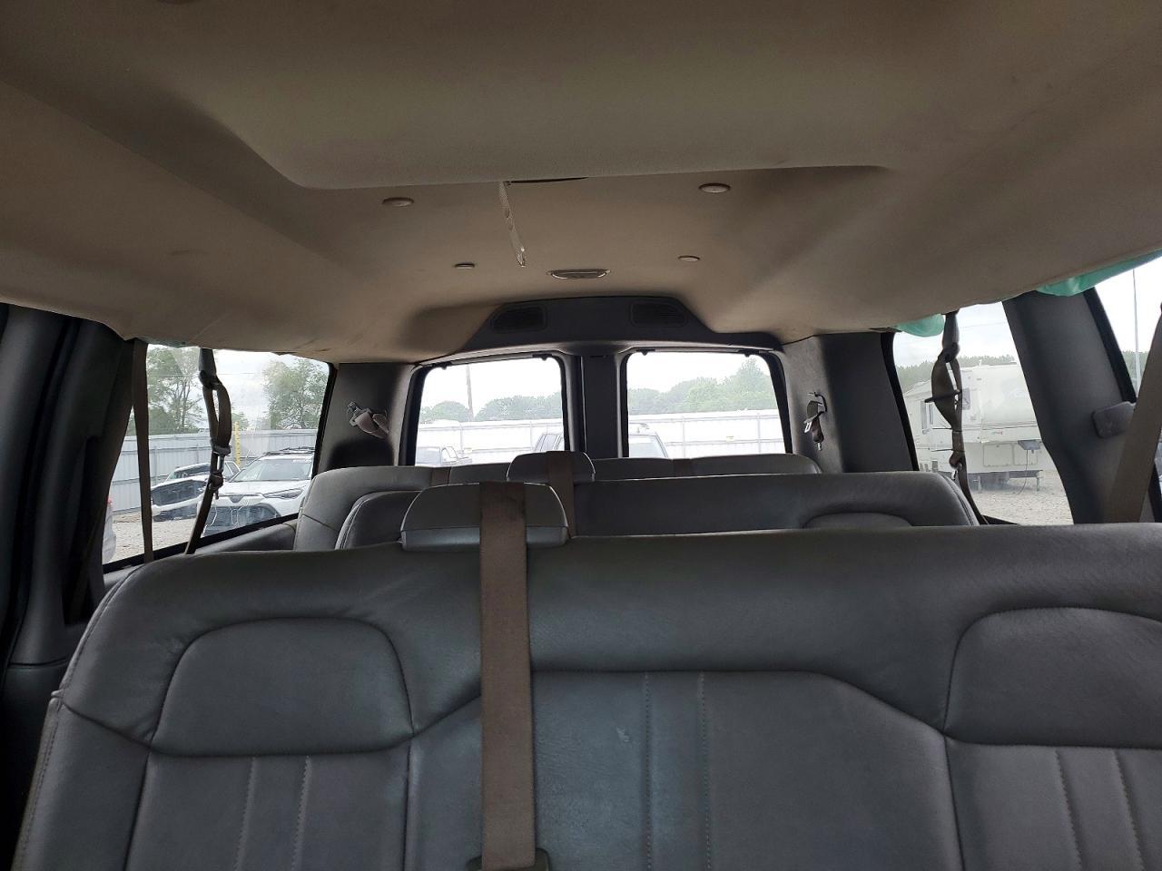 2018 Chevrolet Express G2500 Ls - zdjęcie 10