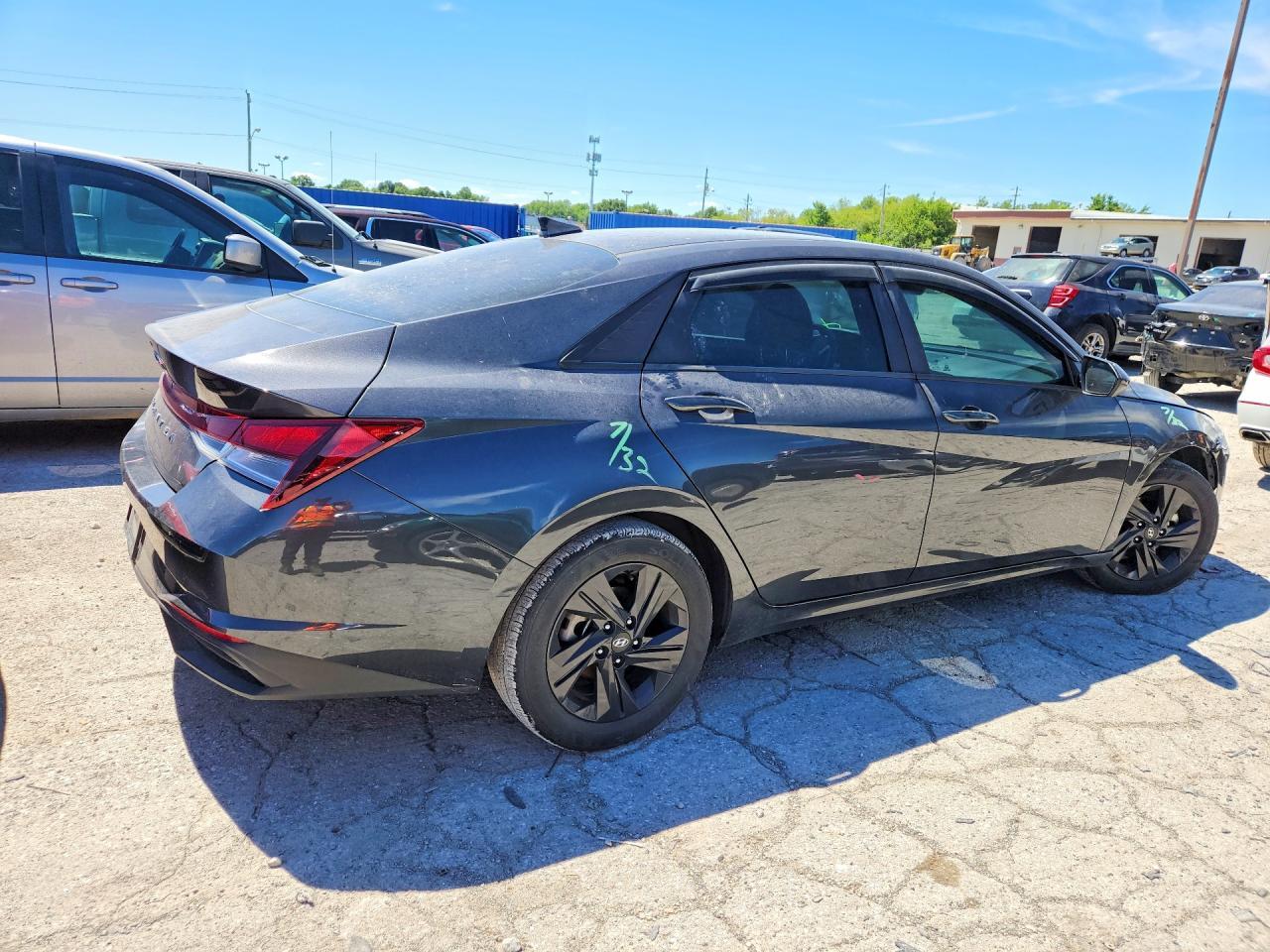2021 Hyundai Elantra Sel - zdjęcie 3